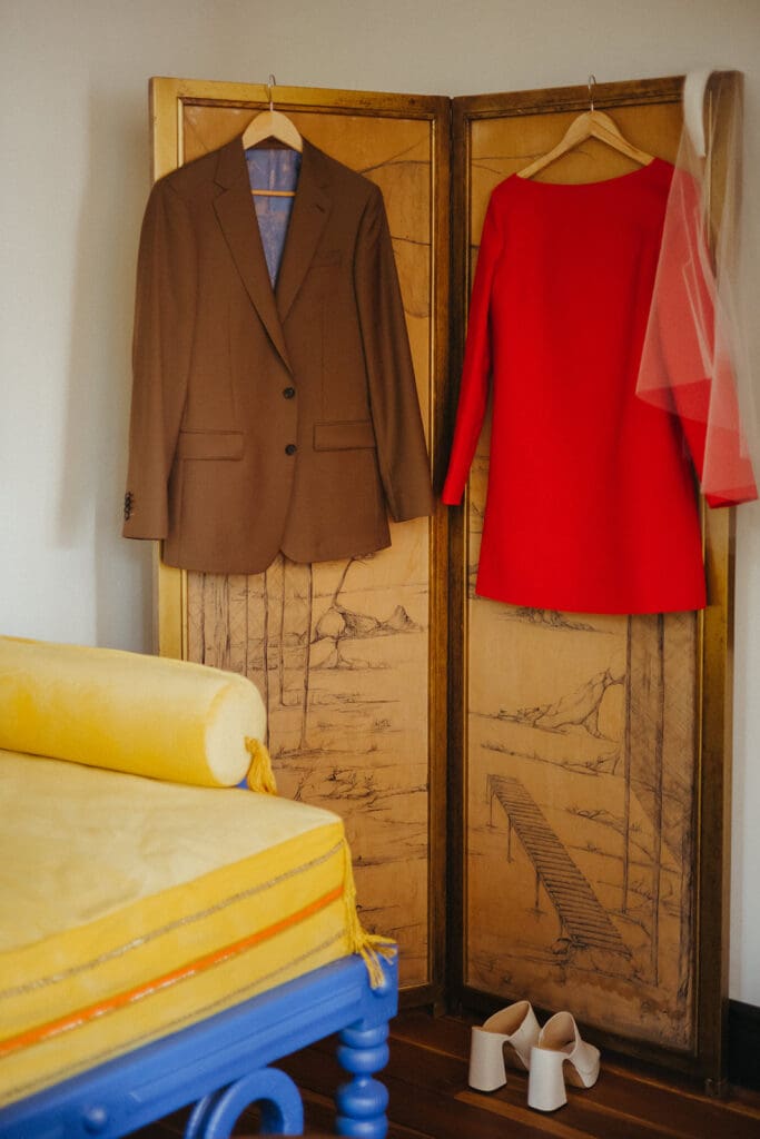 quiet getting ready moments elopement photography